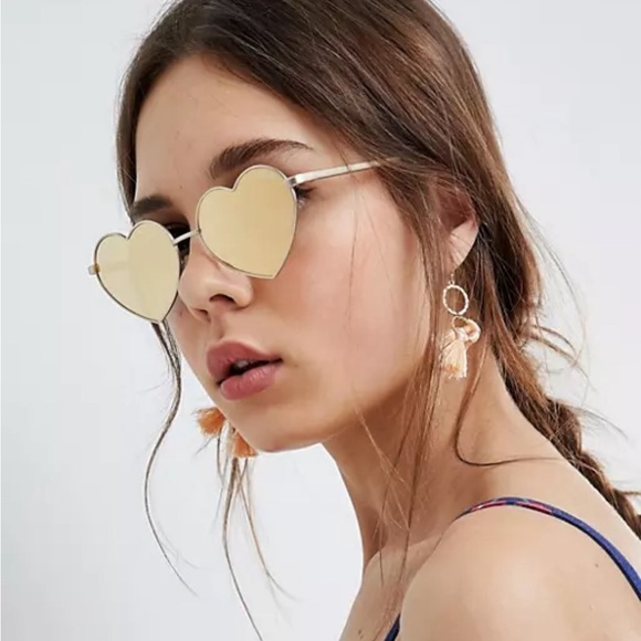 Quay Australia Accessories Defective Quay Australia Heartbreaker